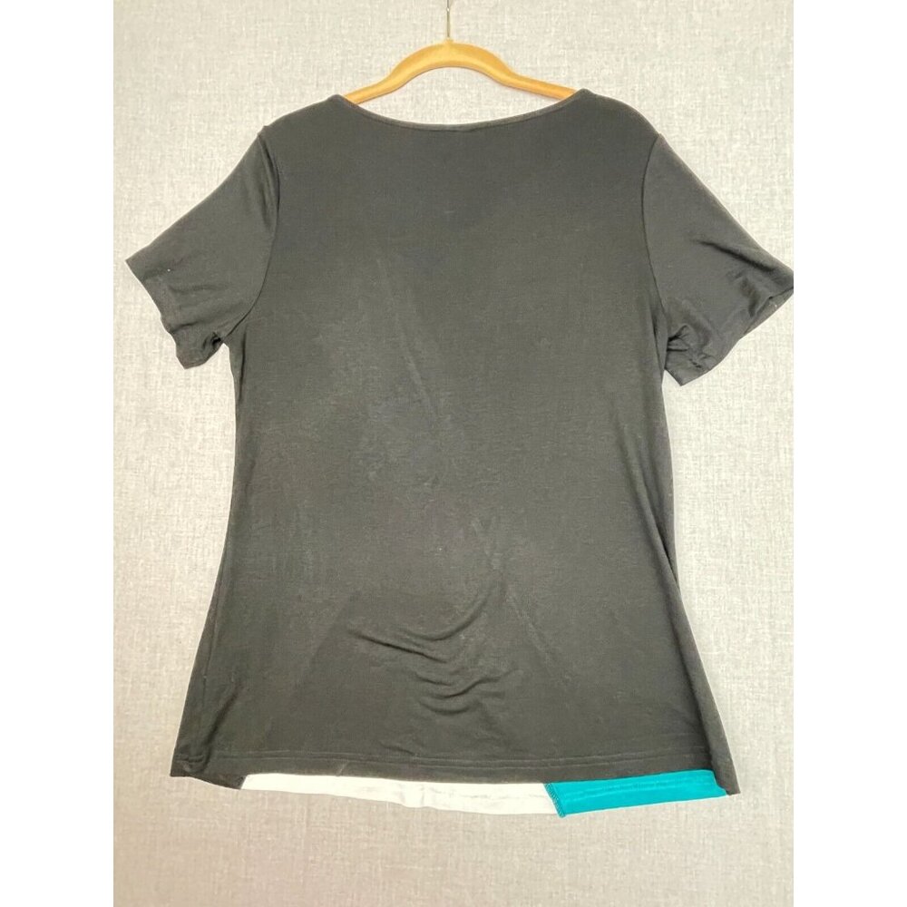 Women's M Shirt Bundle Sueani Black V-Neck Shirt and Blue and White Ayifu V-Neck - Picture 14 of 14
